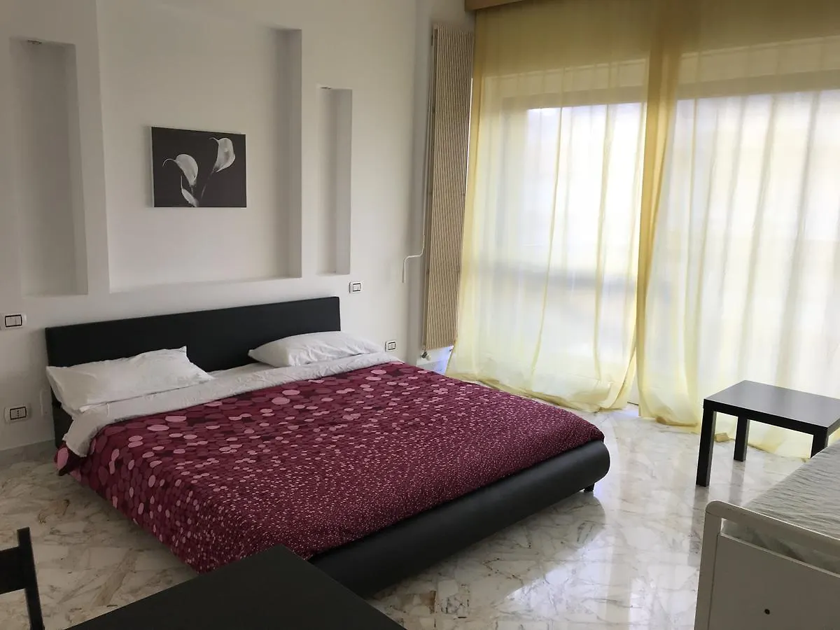 Cavour 124 -Guest-Room- Bari Italien